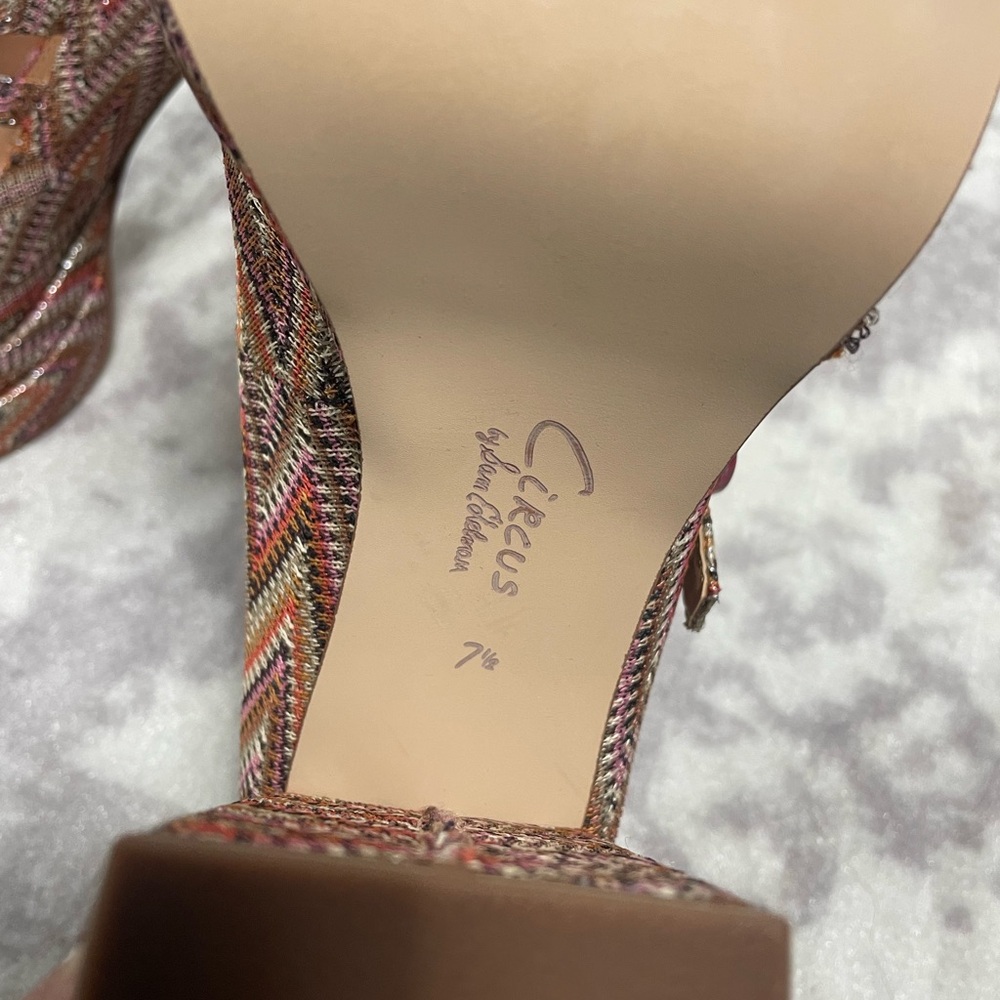 Circus by Sam Edelman Pepper Platform Mary Janes Heels - Picture 4 of 9